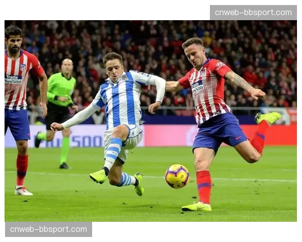 欧战席位关键战,尼斯全队加练定位球防守 欧战席位关键战,尼斯全队加练定位球防守