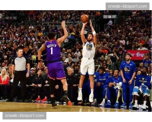 琼斯突破打成2+1，个人连得7分，新疆打出一波9-0攻击波