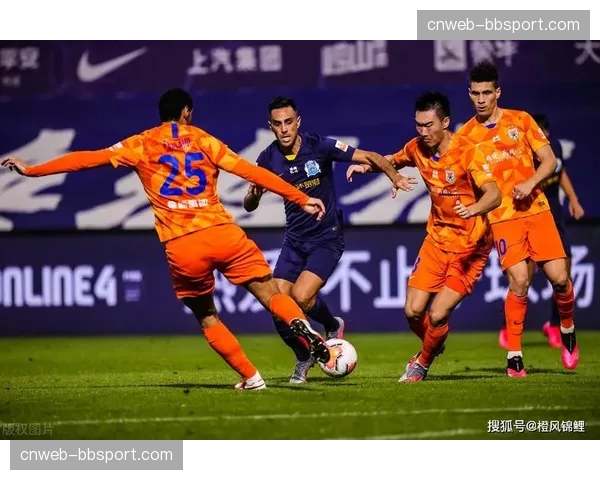 国内球员交易市场活跃，各俱乐部总计完成交易48人次创近三赛季新高